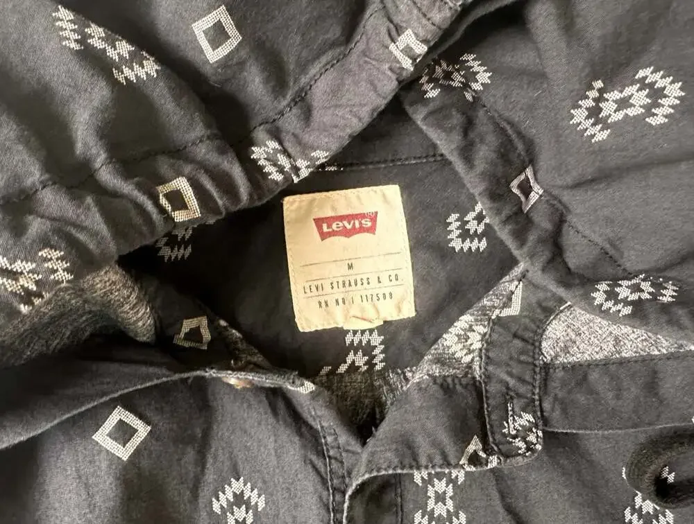 Levi's Men's Black Geometric Print Long Sleeve Pullover Hooded Shirt